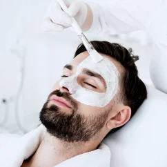 Gentleman-Facial-Timeless-Beauty-27782126